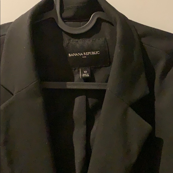 Banana Republic Black Blazer - Picture 2 of 6